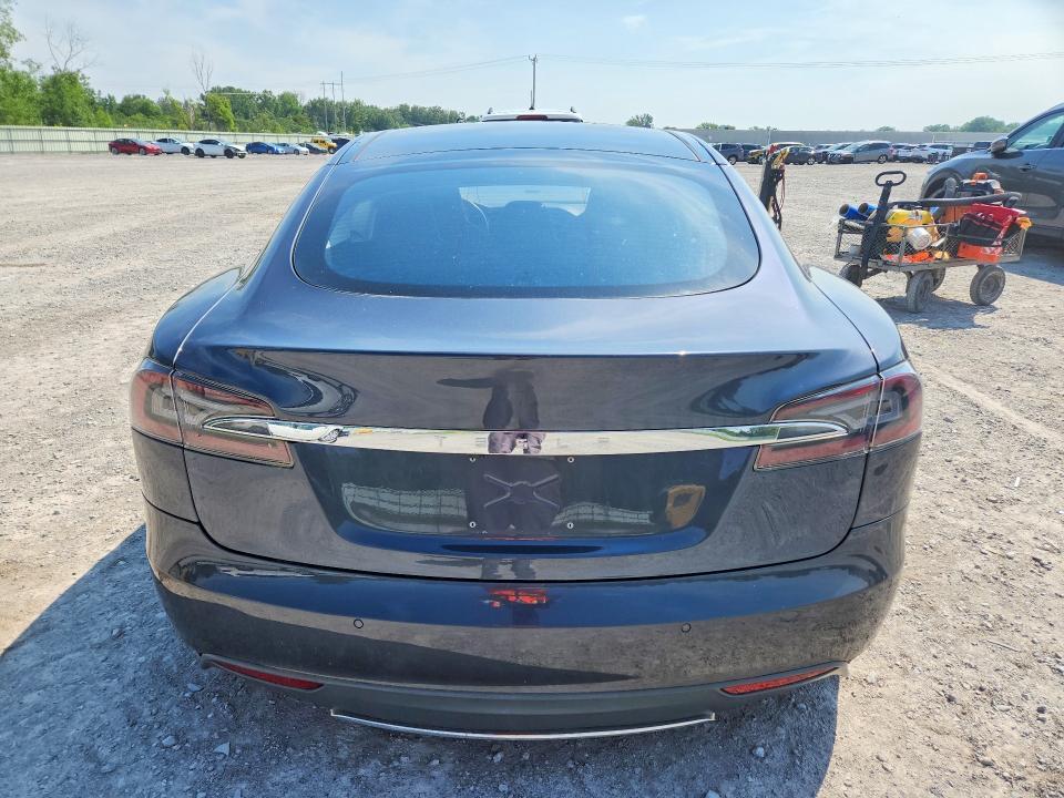 2015 Tesla Model s 85D