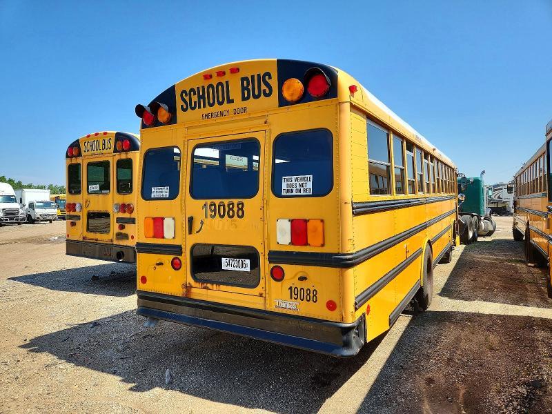 2011 Thomas SAF-T-LINER HDX-School Bus