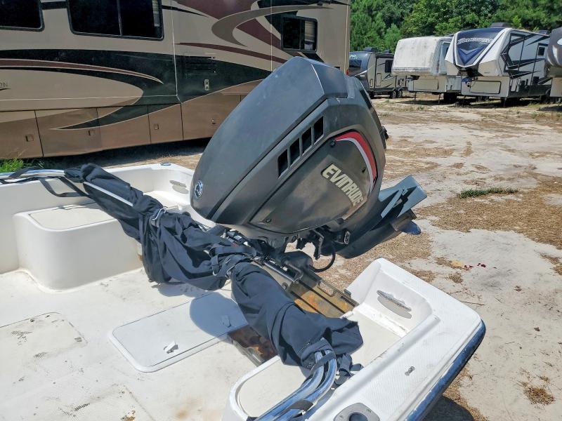 2004 Mako Mako 171