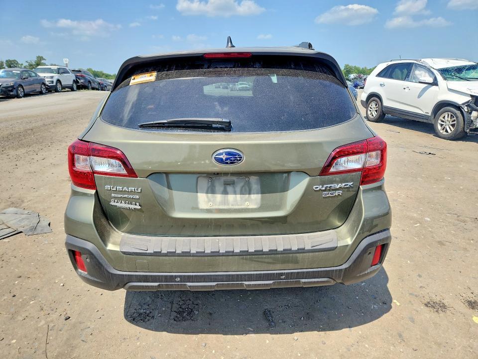 2018 Subaru Outback Touring