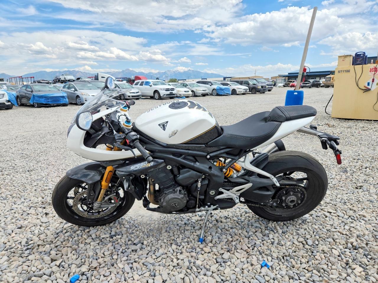 2024 Triumph Speed Triple 1200 RR