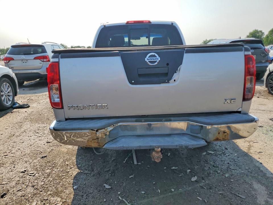 2005 Nissan Frontier XE