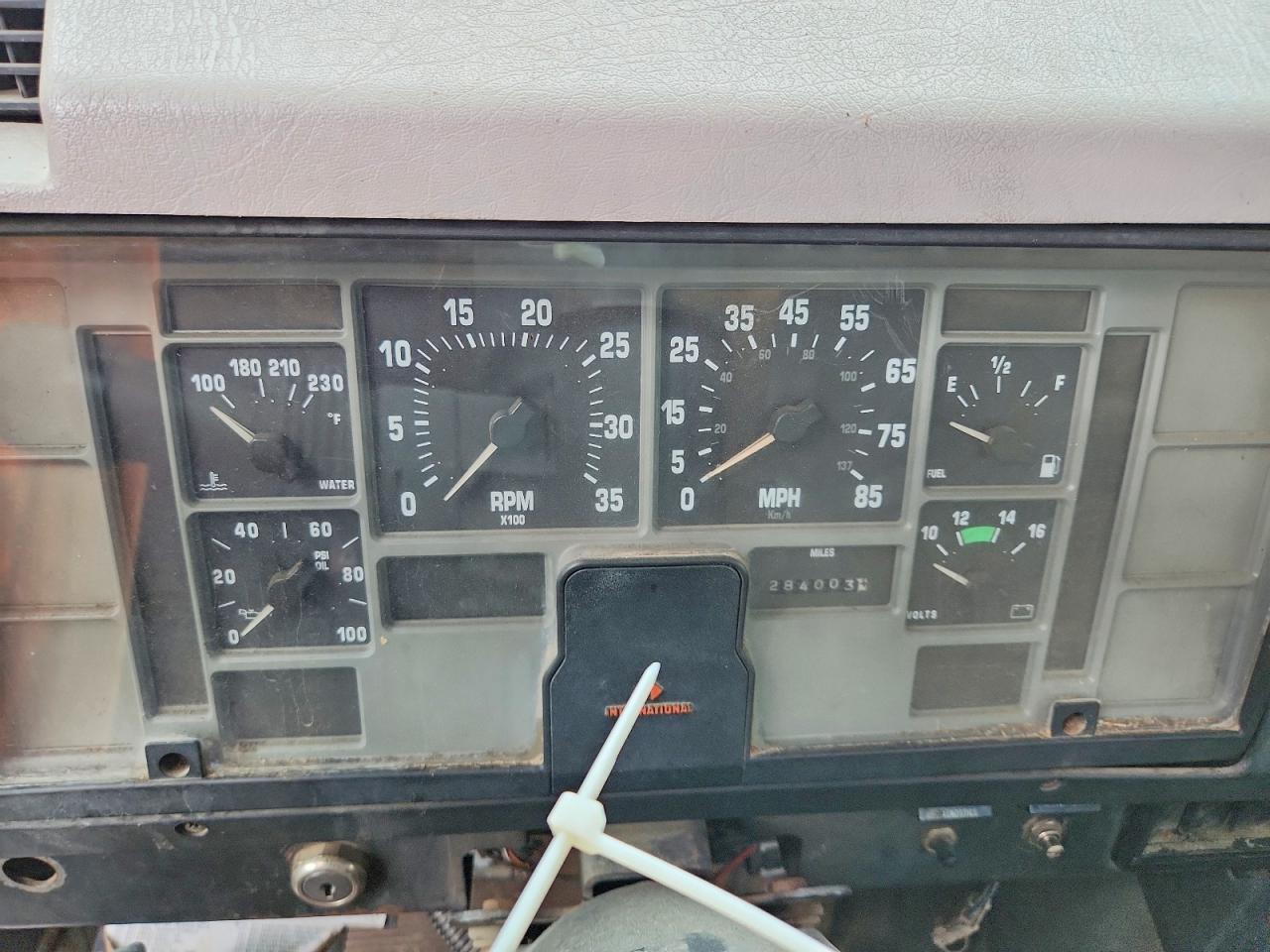 1998 International 4700 Dump Flatbed Truck
