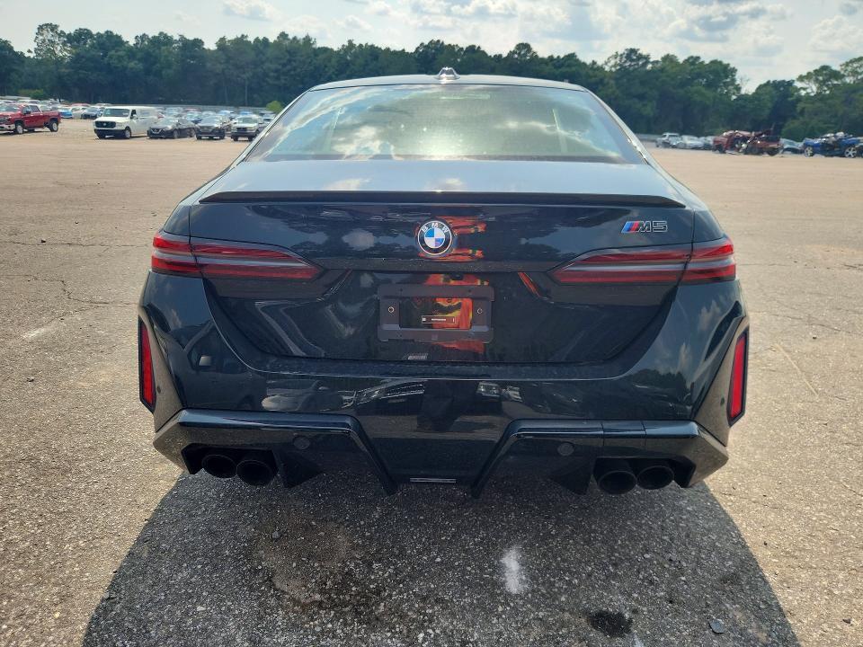 2025 BMW M5