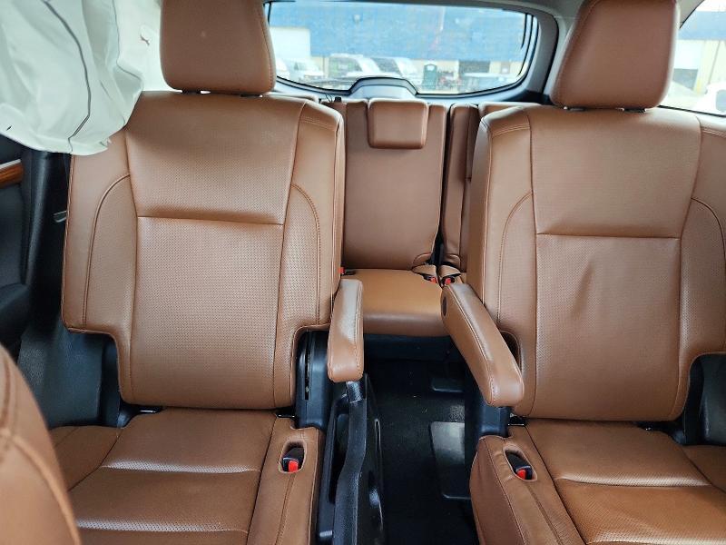 2018 Toyota Highlander Limited Platinum