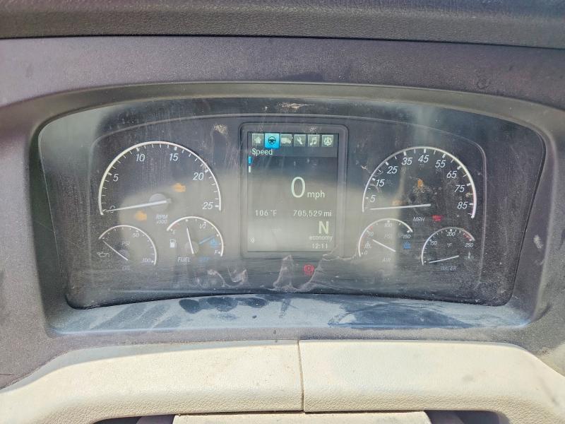 2019 Freightliner Cascadia 126 Semi Truck