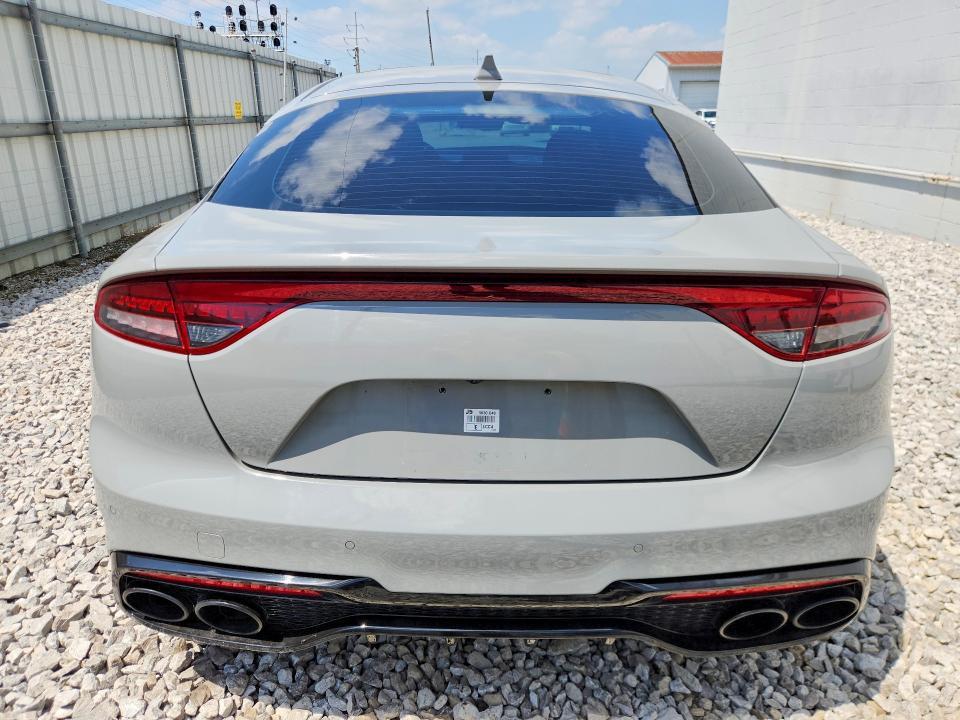 2023 KIA Stinger GT2