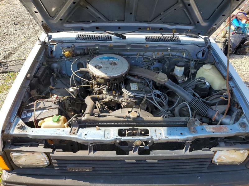 1986 Nissan D21 Short bed