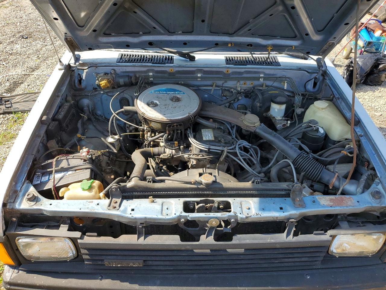 1986 Nissan D21 Short BED