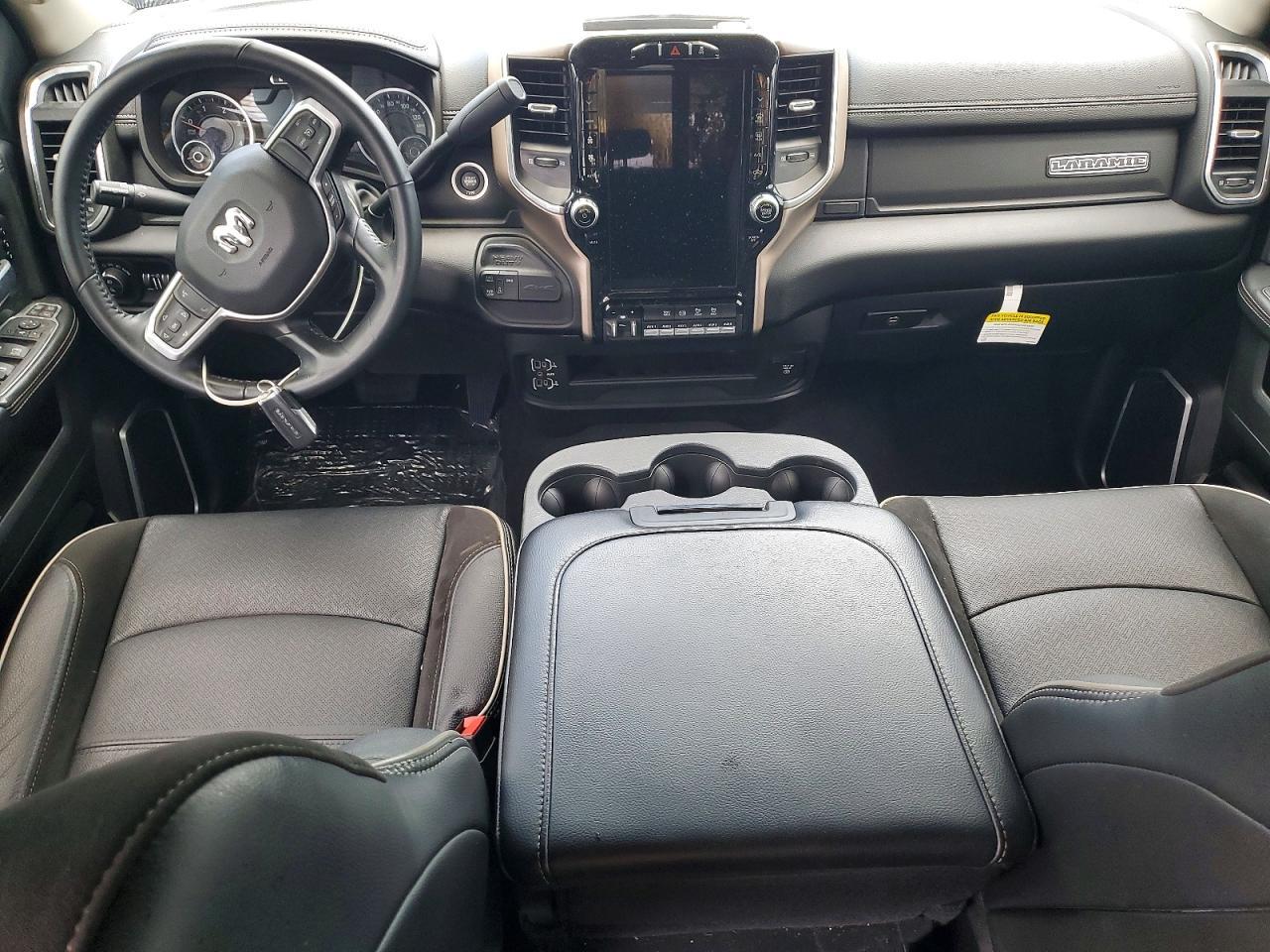 2024 Dodge 3500 Laramie