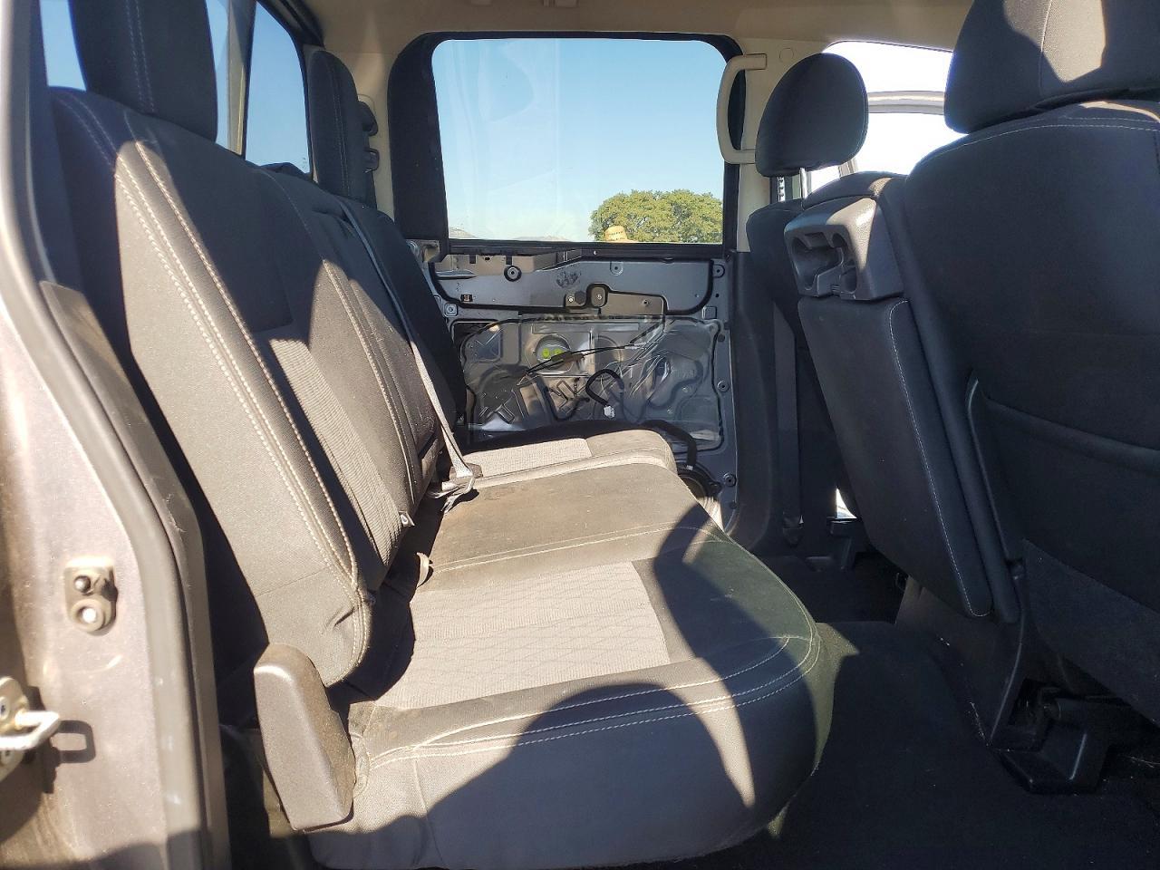 2017 Nissan Titan S