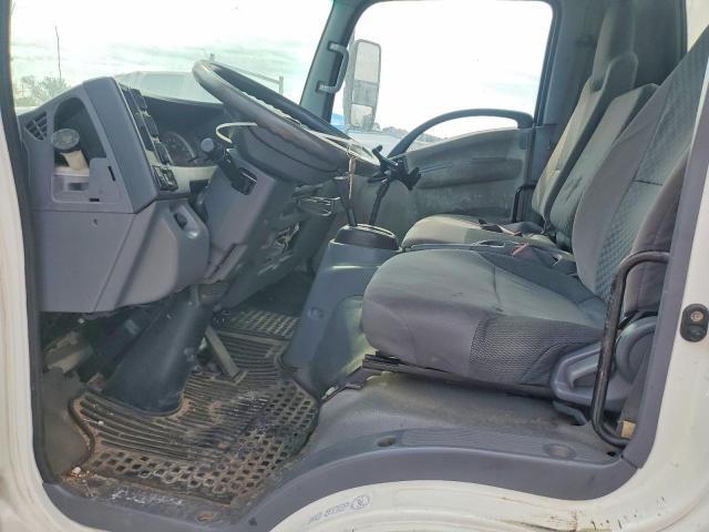 2011 Isuzu Npr-box Truck