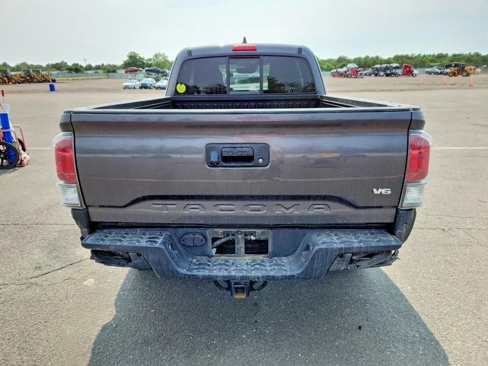 2022 Toyota Tacoma TRD OFF-Road