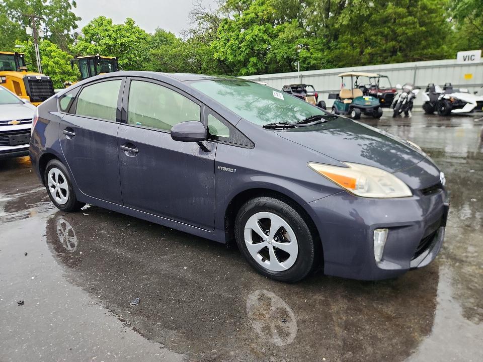 2013 Toyota Prius Three