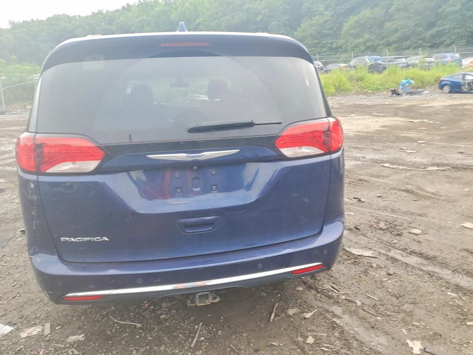 2018 Chrysler Pacifica Touring Plus