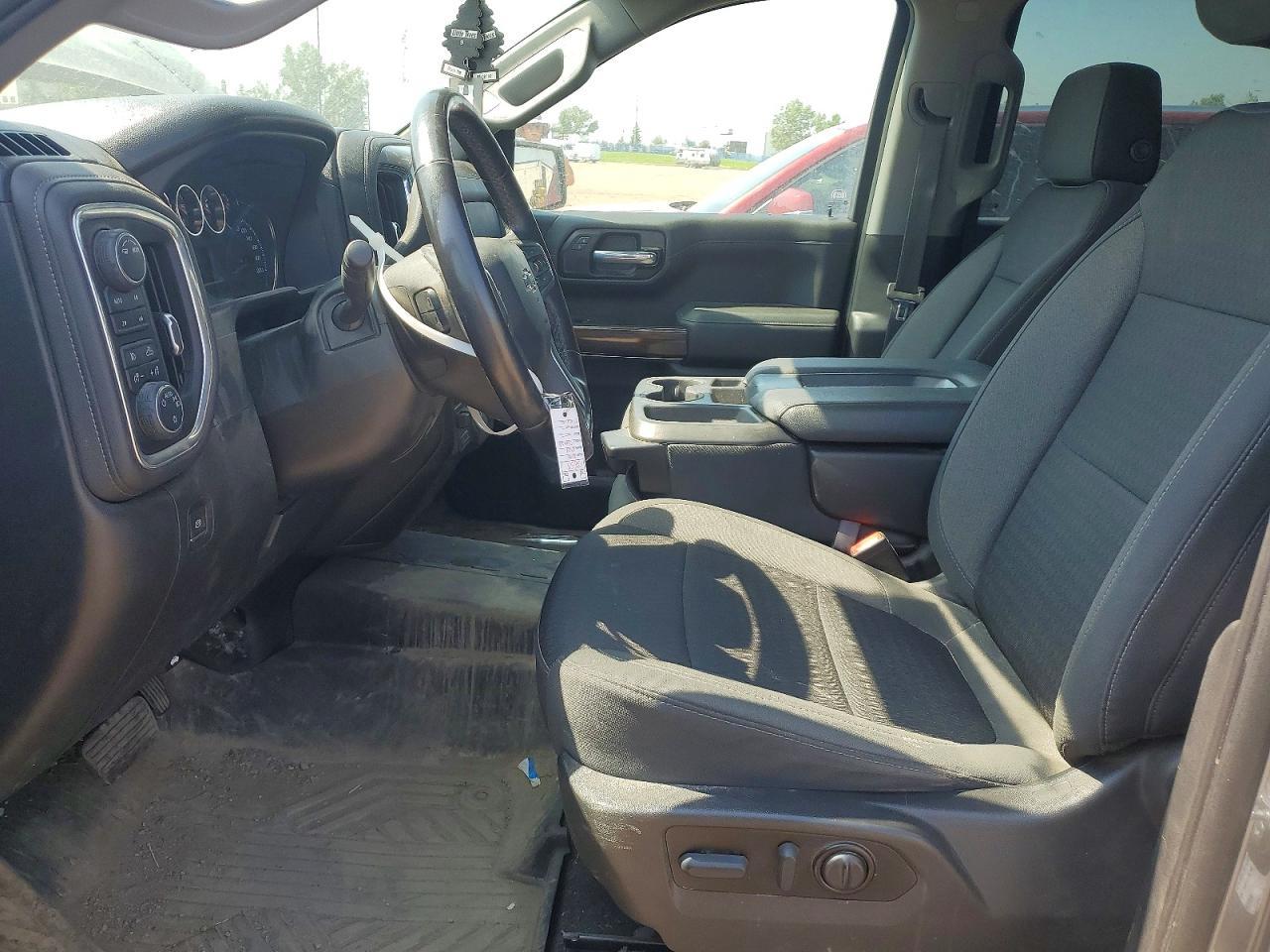 2021 Chevrolet Silverado K1500 RST