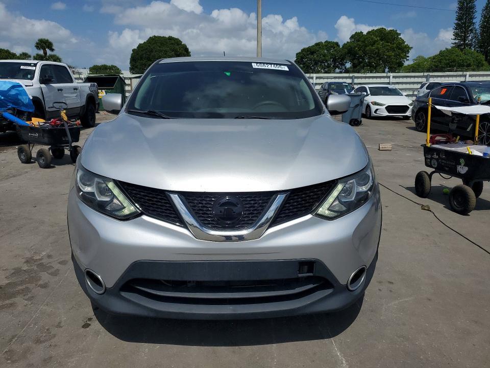 2017 Nissan Rogue Sport s