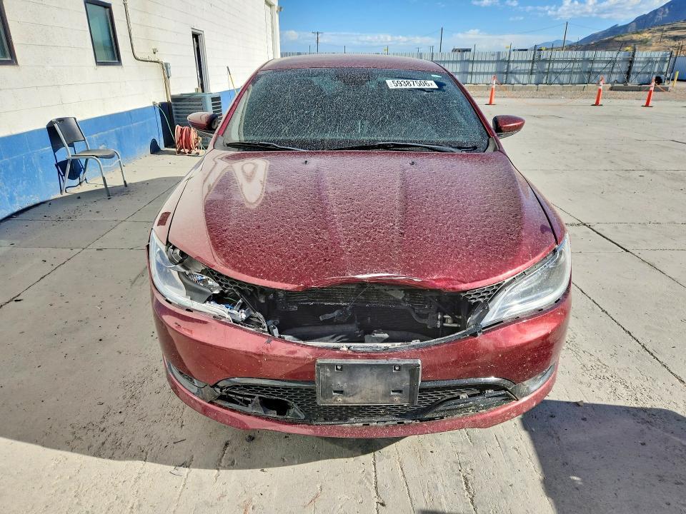2015 Chrysler 200 s