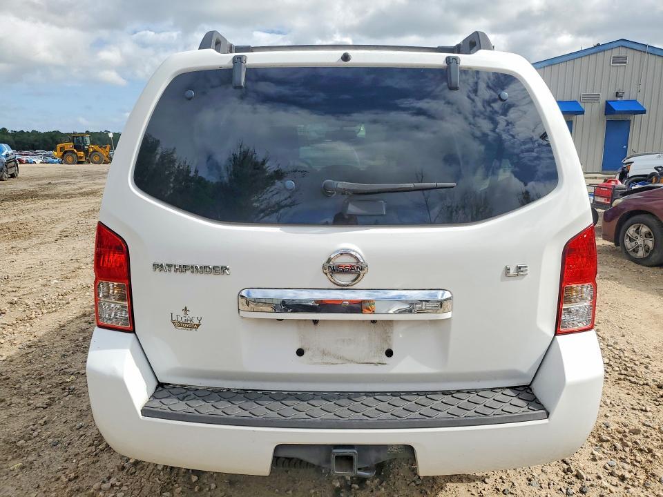 2012 Nissan Pathfinder s