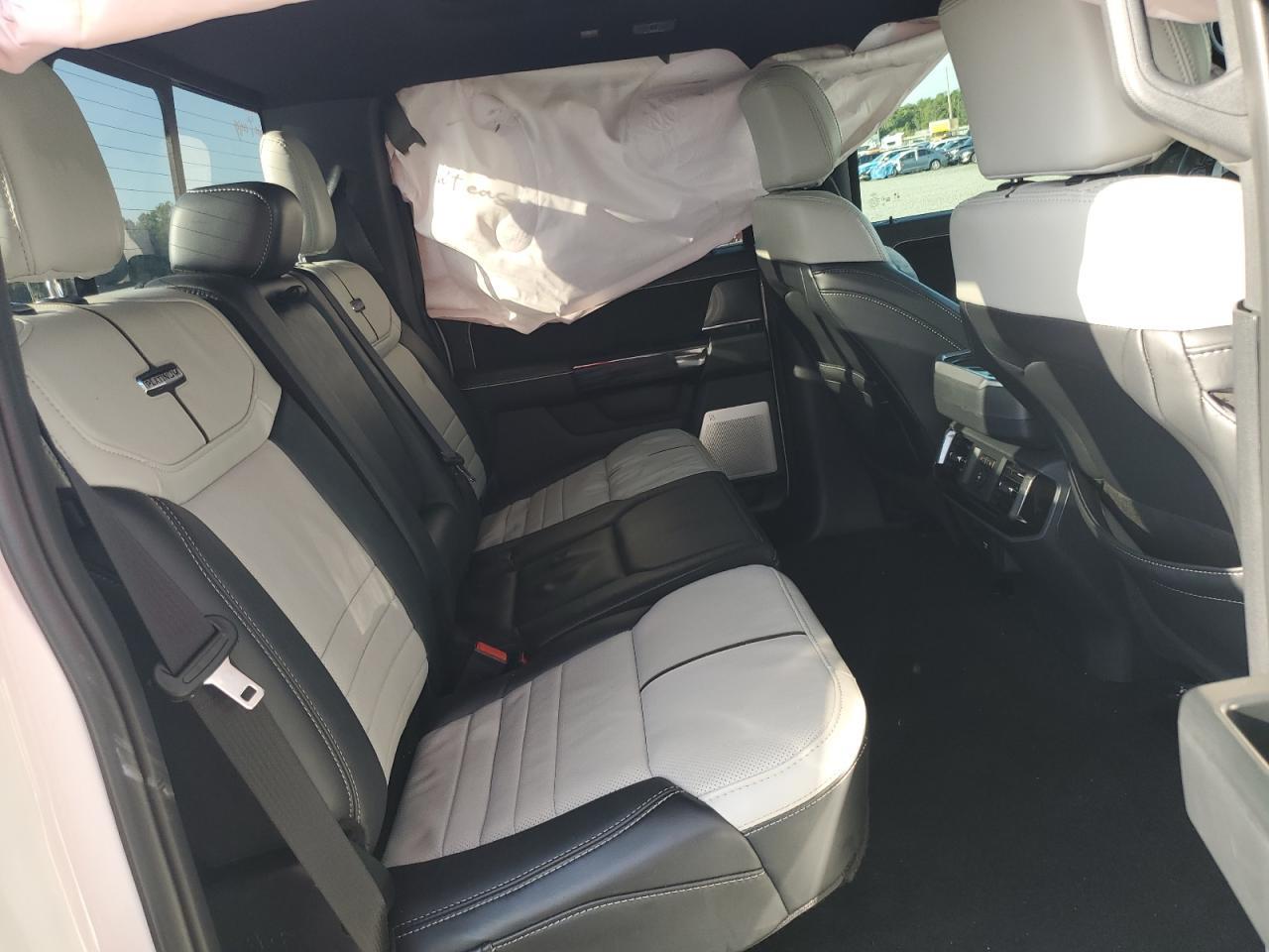 2025 Ford F150 Lightning Platinum