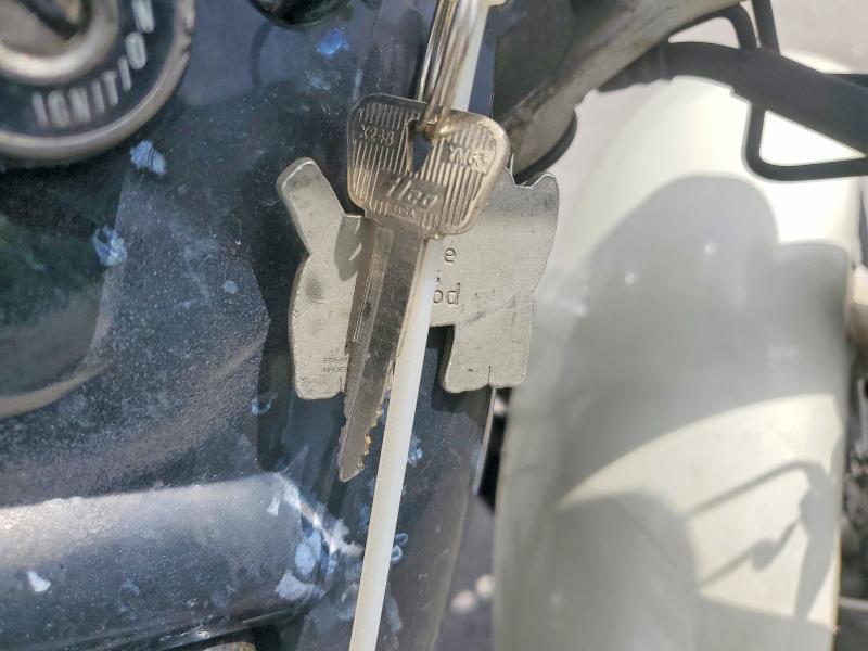 2002 Yamaha XVS1100 A