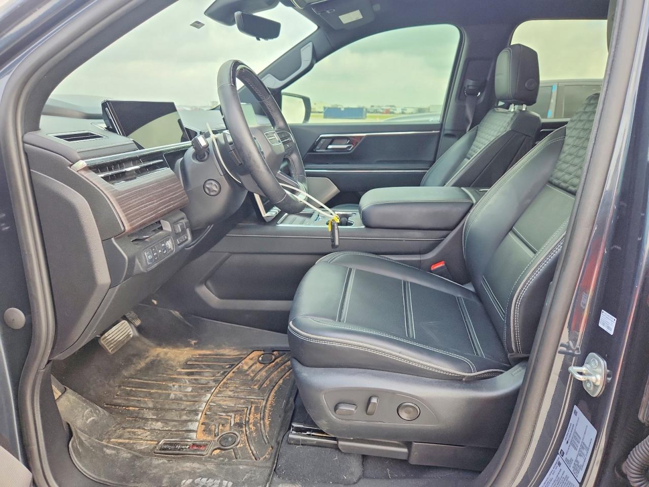 2025 GMC Sierra Denali