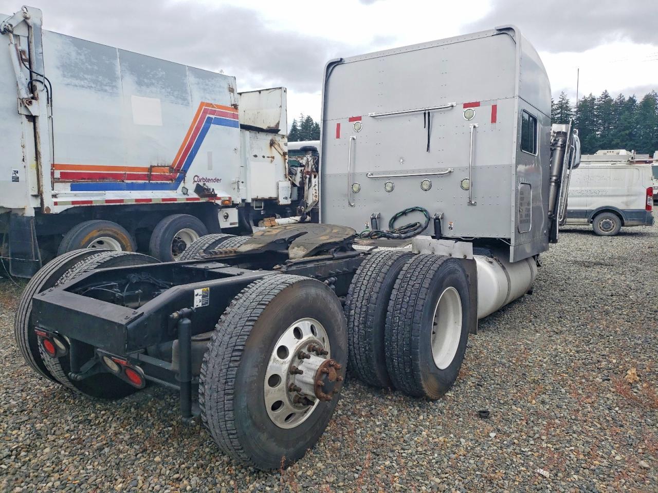2012 Peterbilt 389