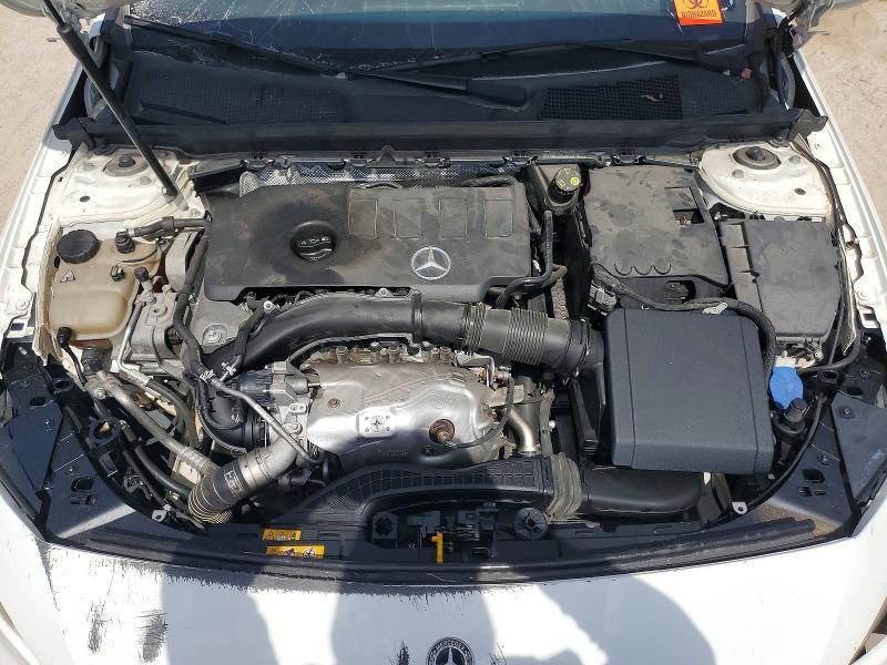 2019 Mercedes-Benz A 220
