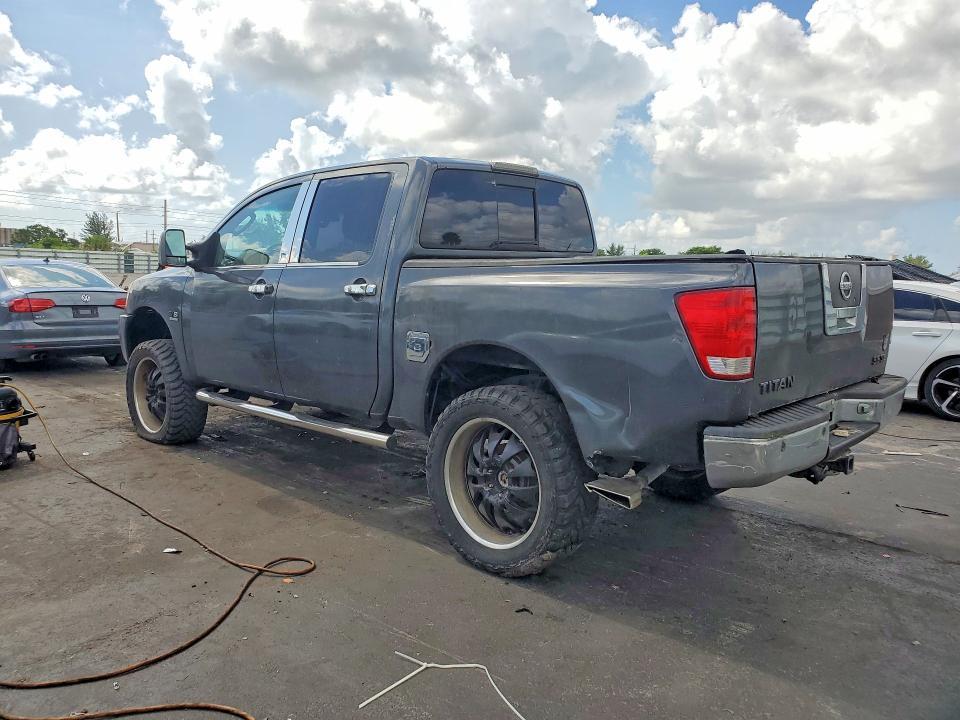 2004 Nissan Titan XE