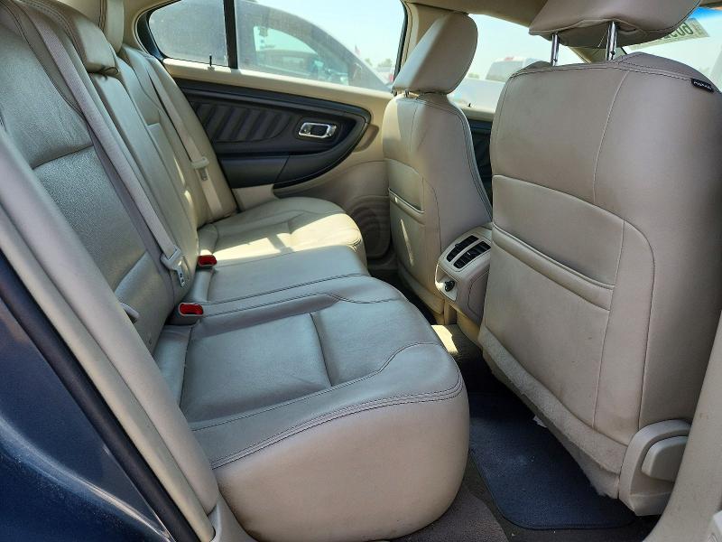 2010 Ford Taurus sel
