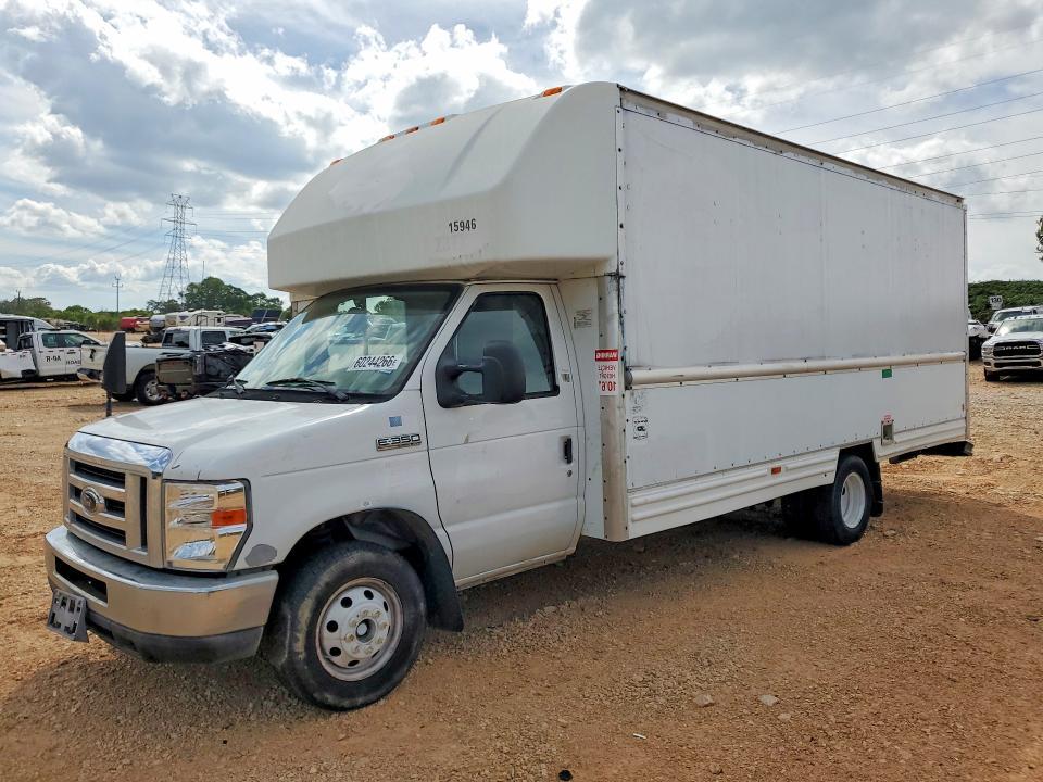 2008 Ford Econoline E350 Super Duty Cutaway Van