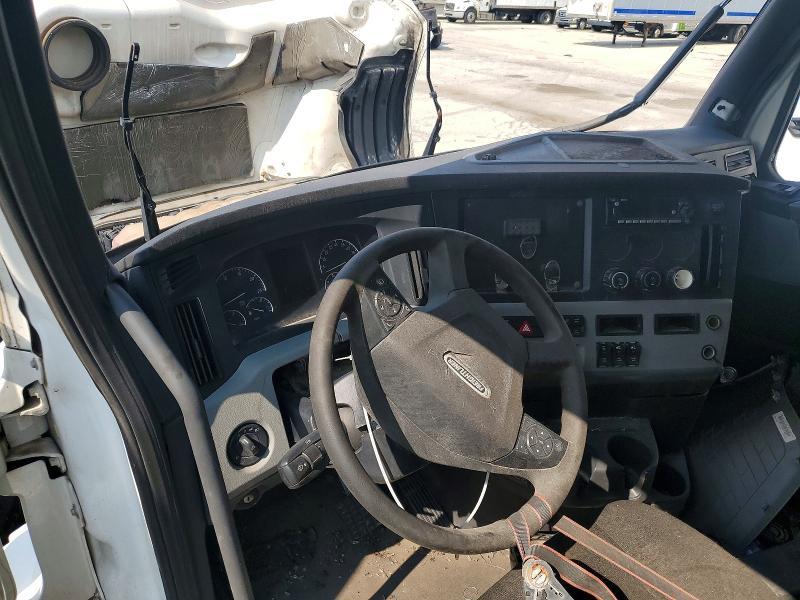 2021 Freightliner Cascadia 126 Semi Truck