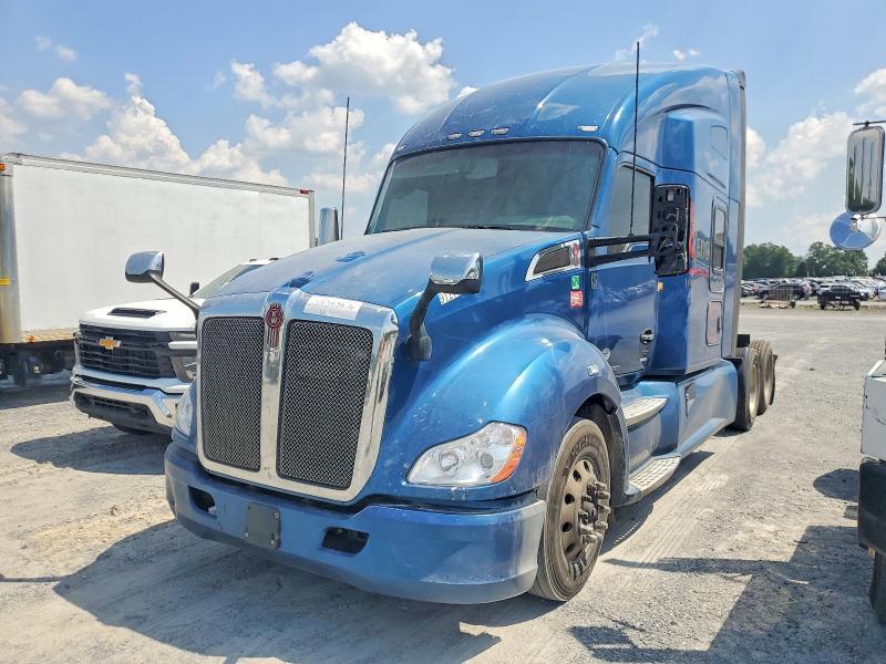 2019 Kenworth T680 Semi Truck