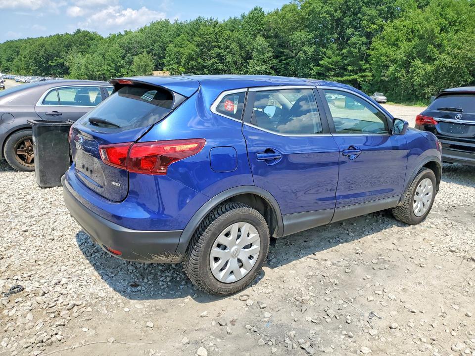 2018 Nissan Rogue Sport s