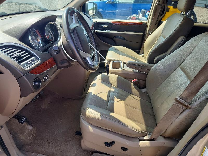 2016 Chrysler Town & Country Touring