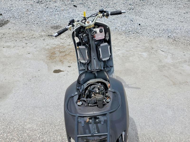 2022 Piaggio Motorcycle