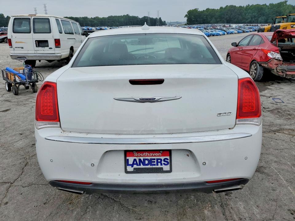 2019 Chrysler 300 Limited