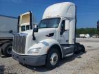 2015 Peterbilt 579 Semi Truck