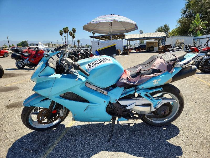 2006 Honda VFR800