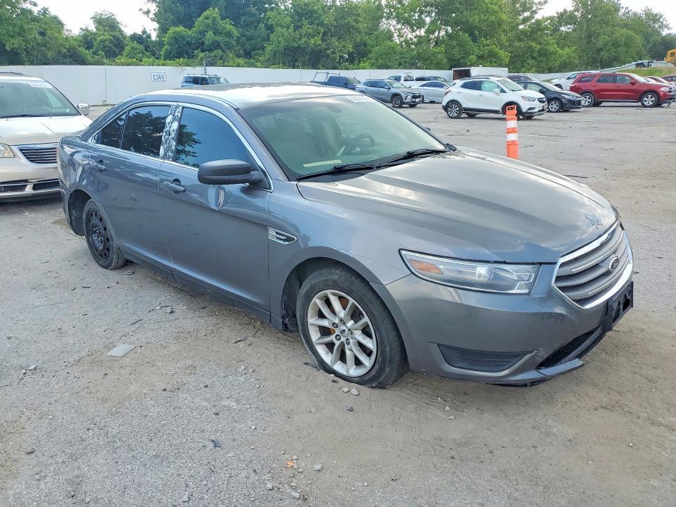 2014 Ford Taurus se