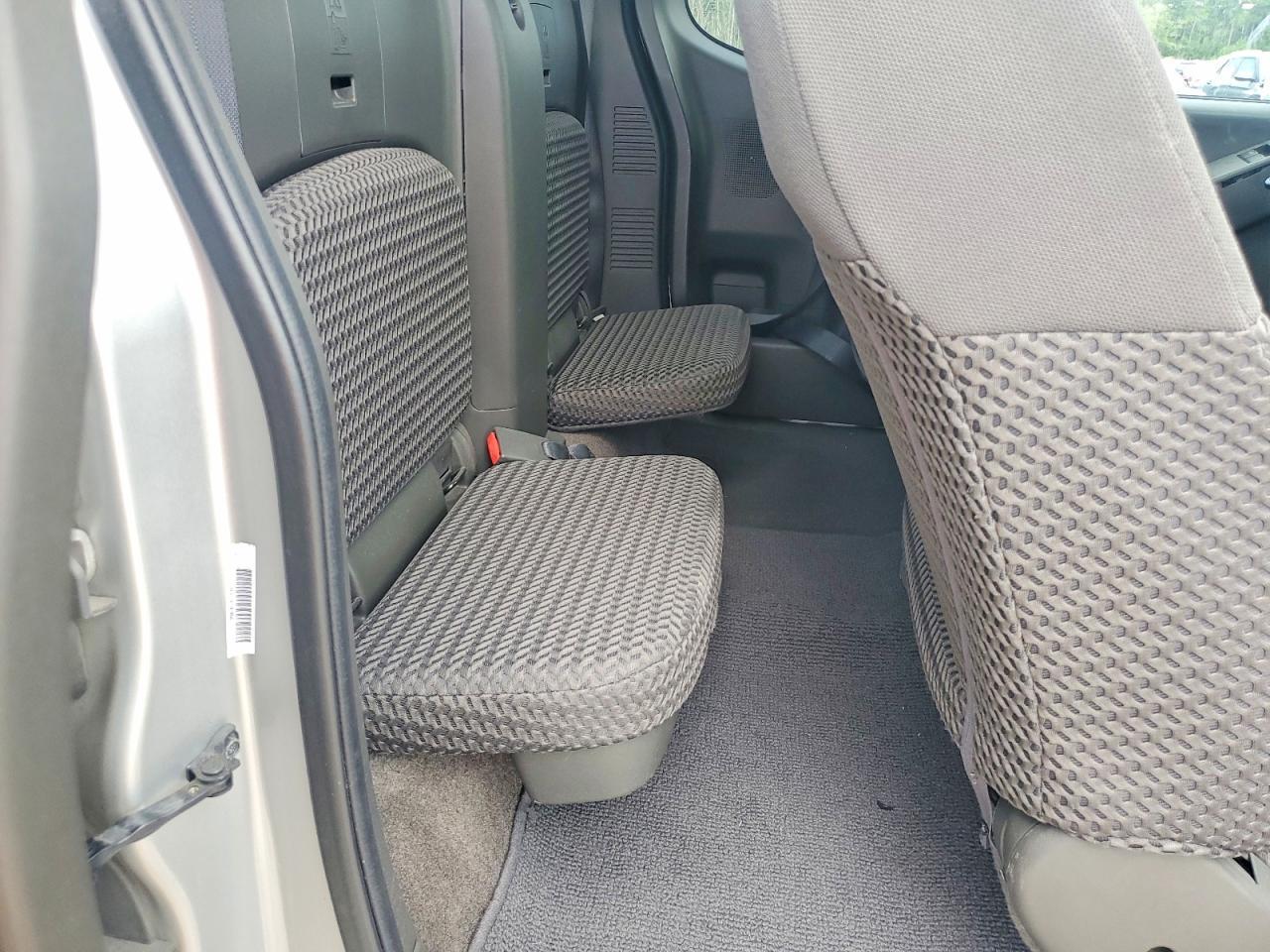 2015 Nissan Frontier SV V6