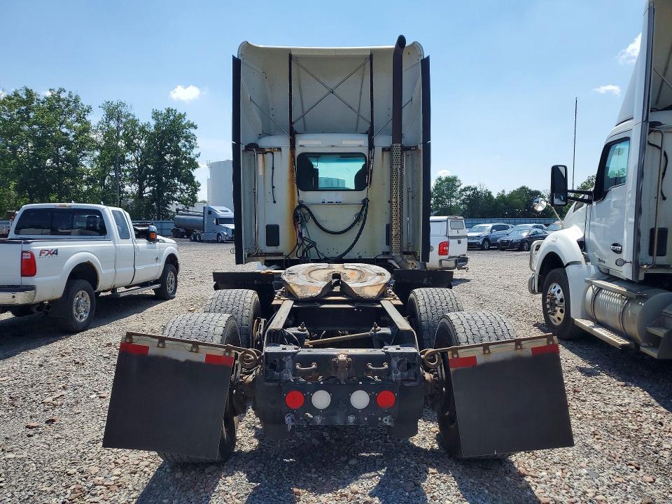 2016 Kenworth Construction T880