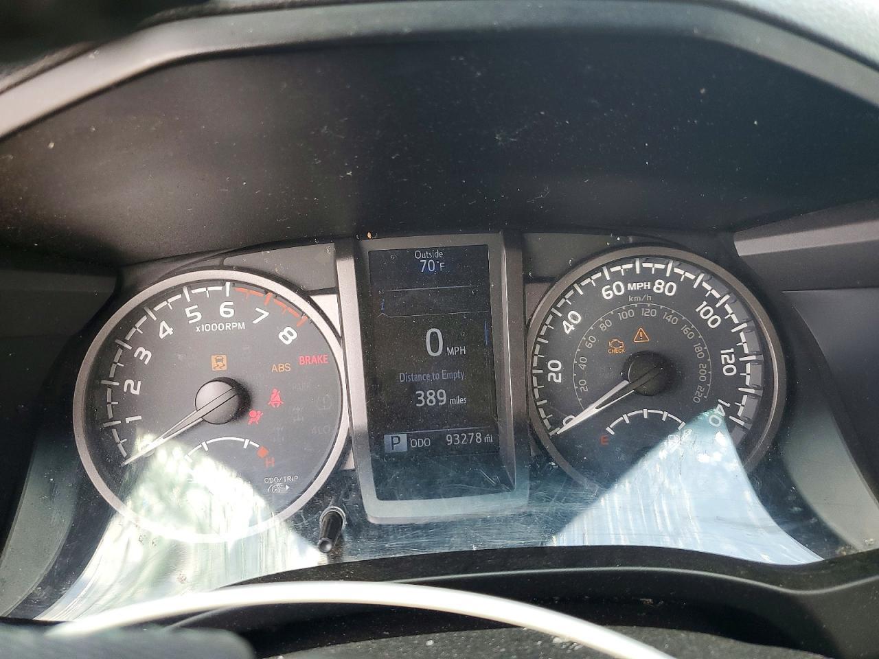 2017 Toyota Tacoma SR V6