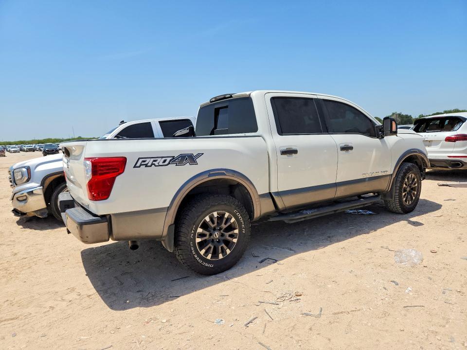 2018 Nissan Titan PRO-4X