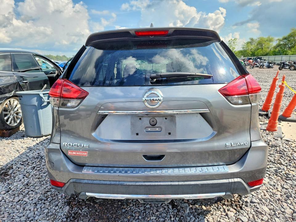 2017 Nissan Rogue sl