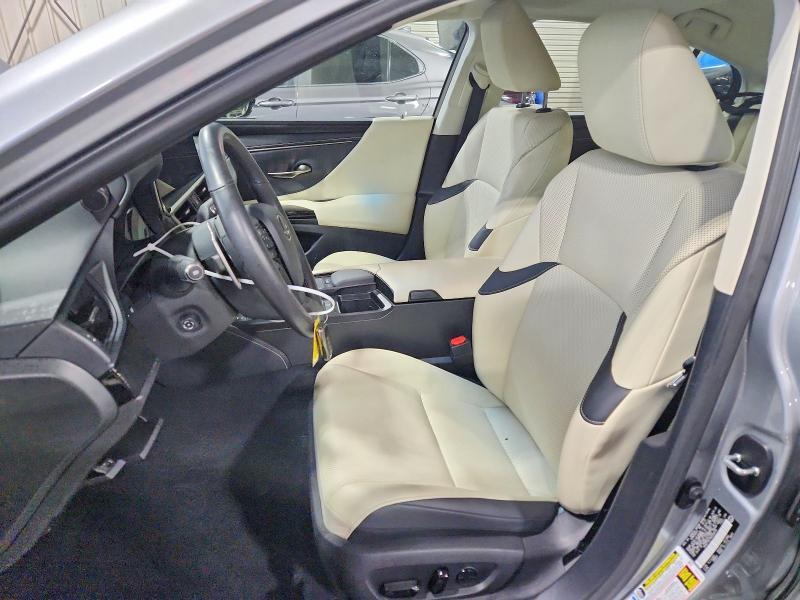 2022 Lexus Es 250 Base