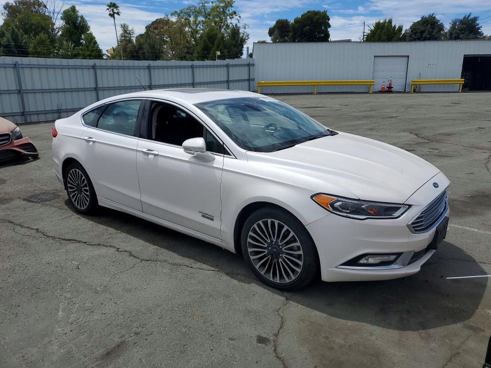 2017 Ford Fusion se Phev