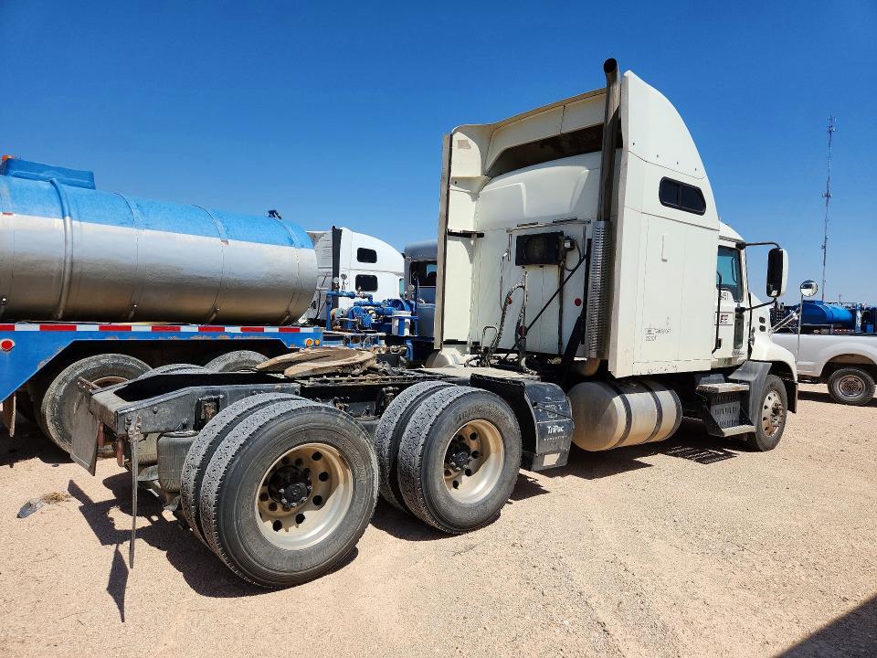 2015 Mack CXU613 Semi Truck