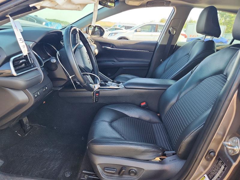 2018 Toyota Camry Hybrid se