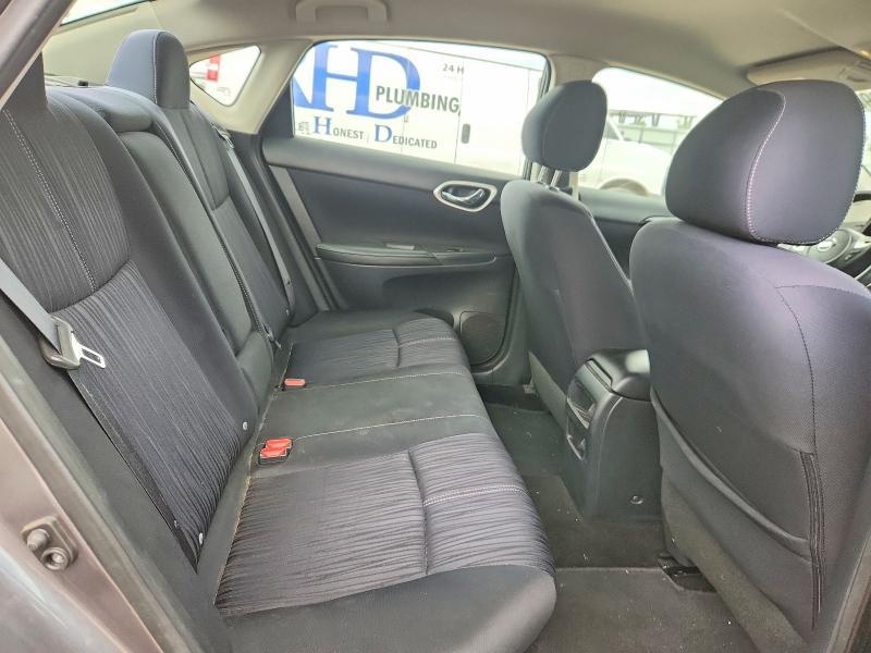2016 Nissan Sentra sv